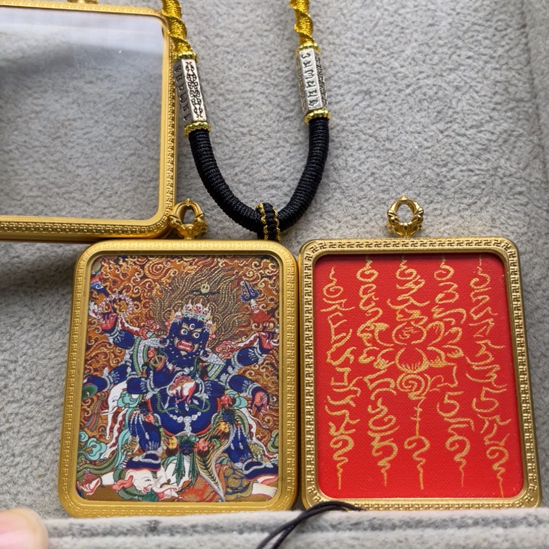 ****a吊坠双面卡定制加绳子