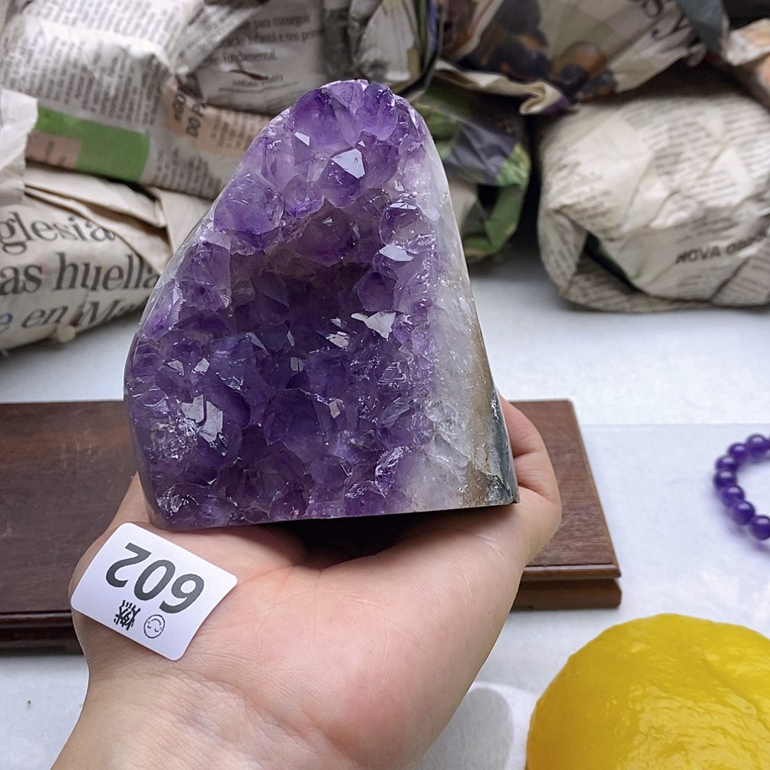紫晶大型摆件（非配饰）未镶嵌