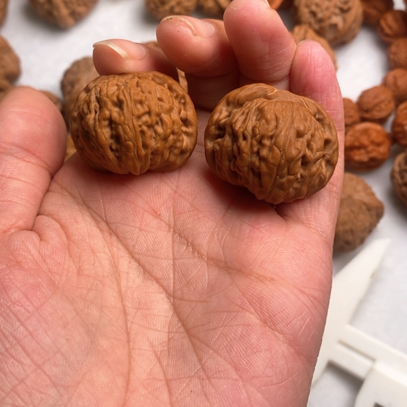 【闪购商品】文玩核桃吊坠楼子33