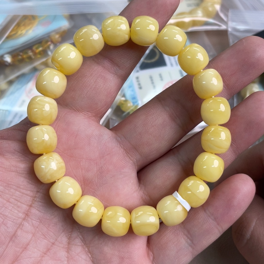 琥珀裸石未镶嵌132000000000