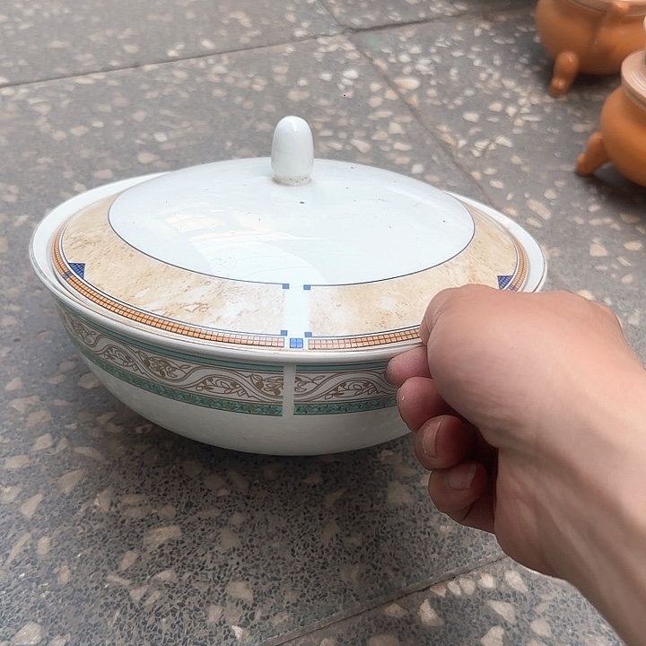 瓷片陶瓷盘子碗啥都有后配盖