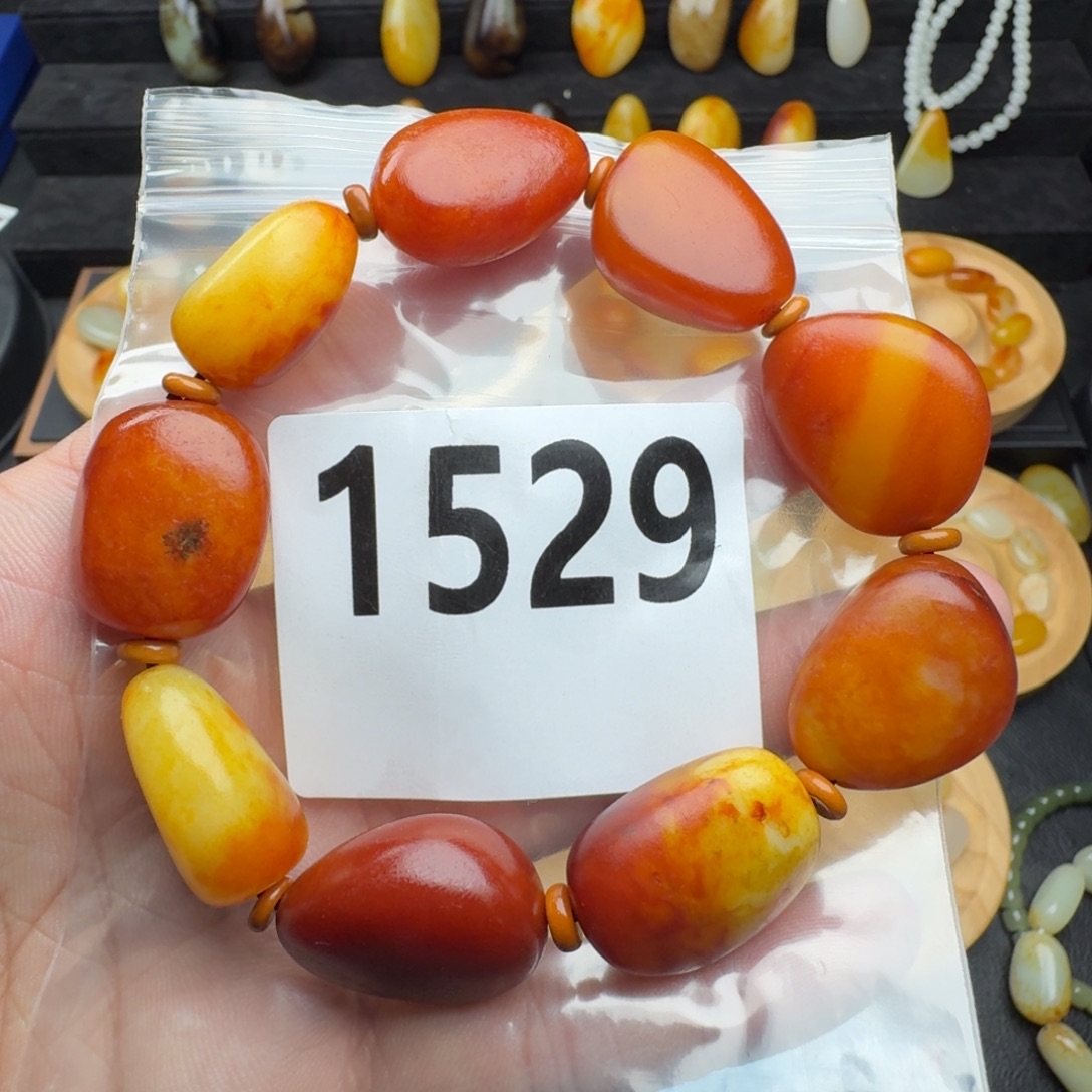 和田玉未镶嵌手串