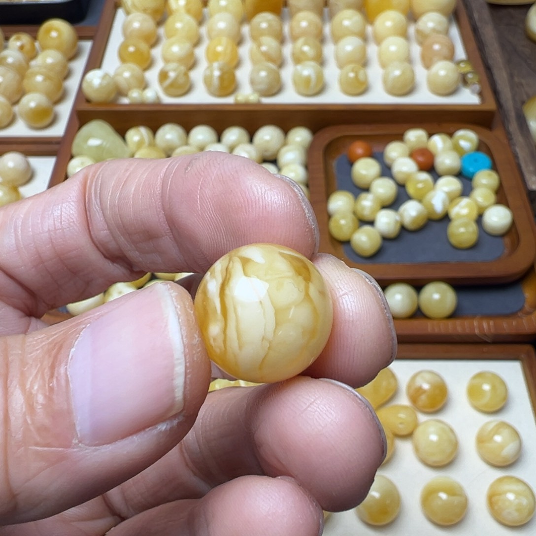 X***刚裸石蜜蜡未镶嵌琥珀蜜蜡圆珠子