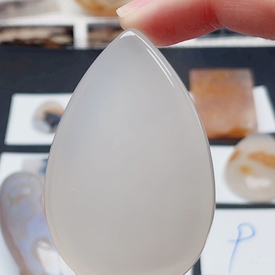 玛瑙/玉髓珠宝奇石未镶嵌