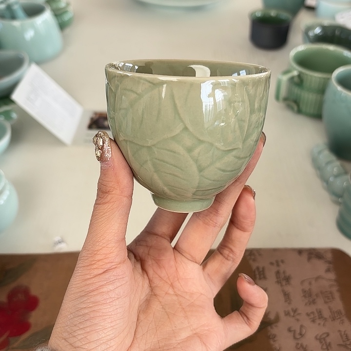 龙泉云间青瓷小米茶器