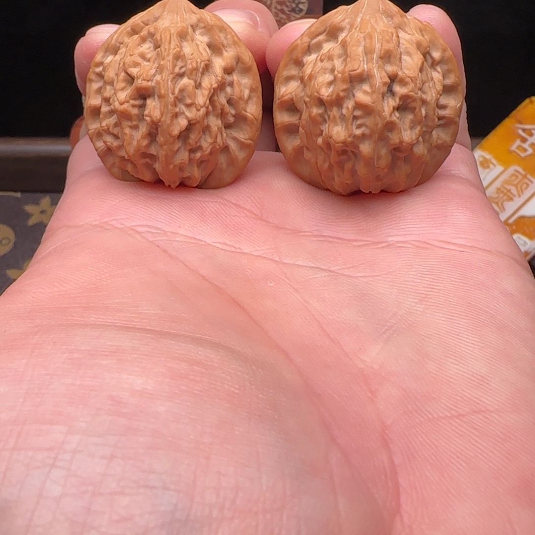 把件文玩核桃桃心