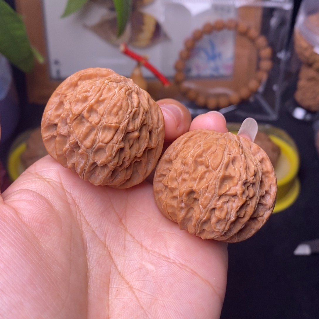 文玩核桃把件40磨盘