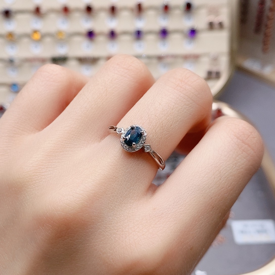 蓝宝石戒指银S925镶嵌戒指