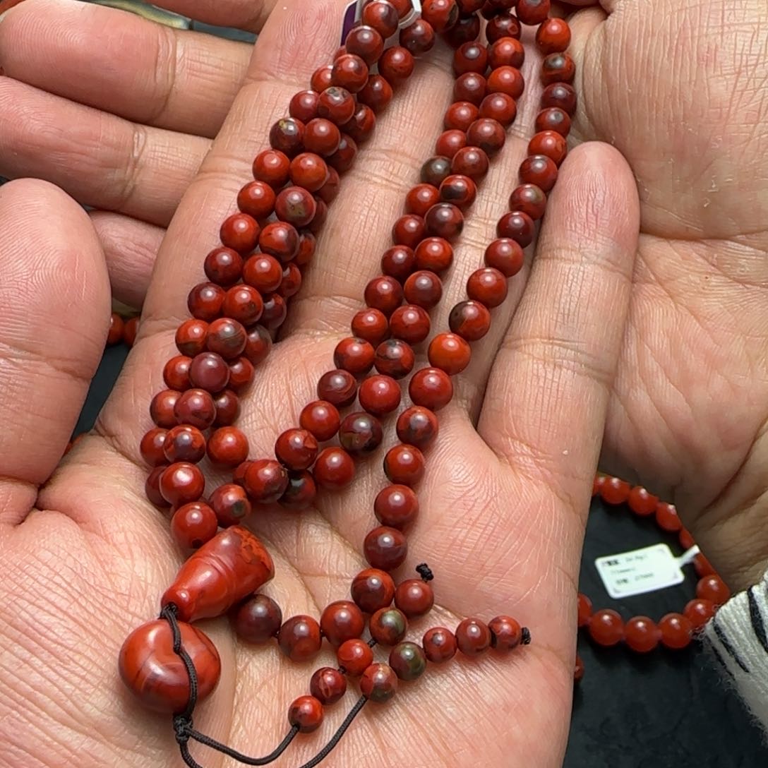 南红玛瑙颈饰未镶嵌乌*茶