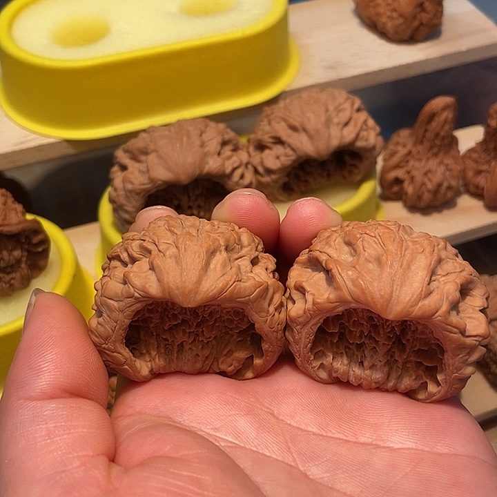 文玩核桃龙鼎聚宝盆