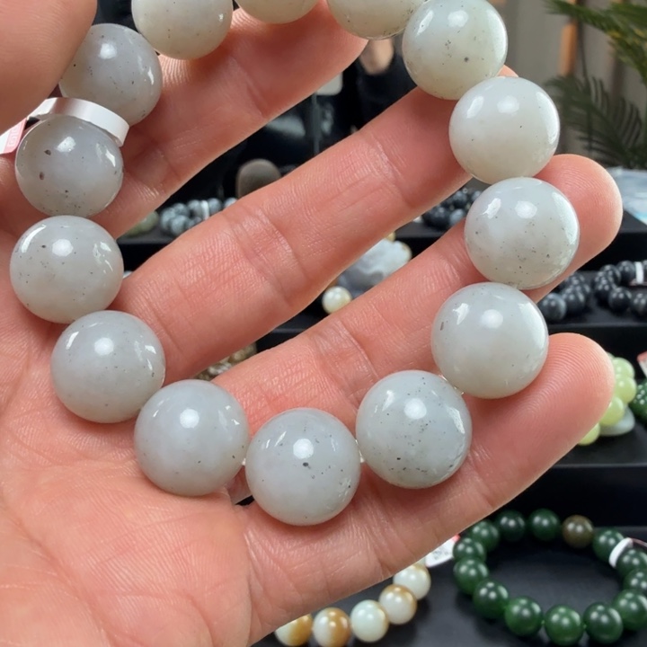 和田玉未镶嵌手链