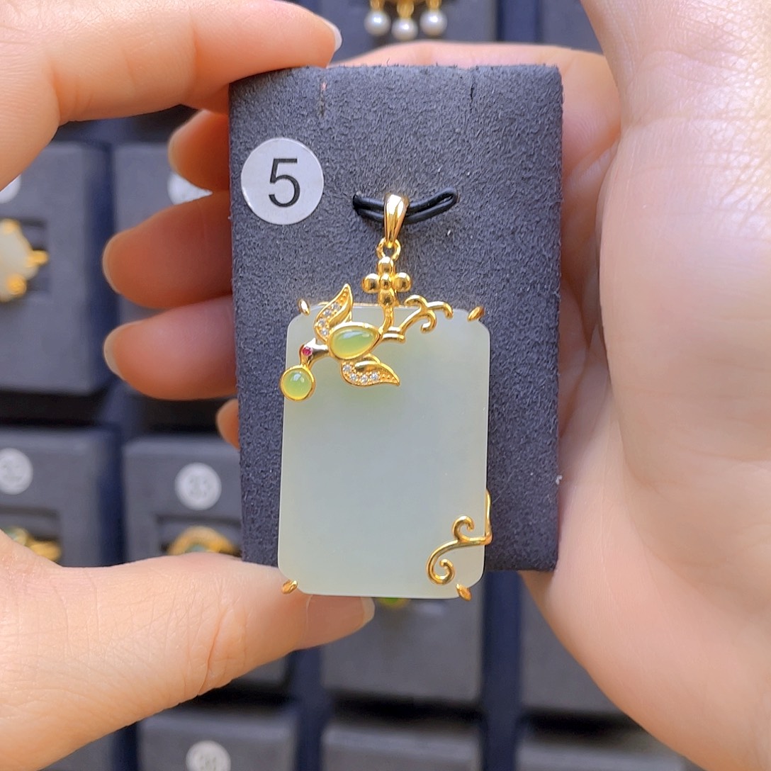 和田玉颈饰银S925镀金镶嵌