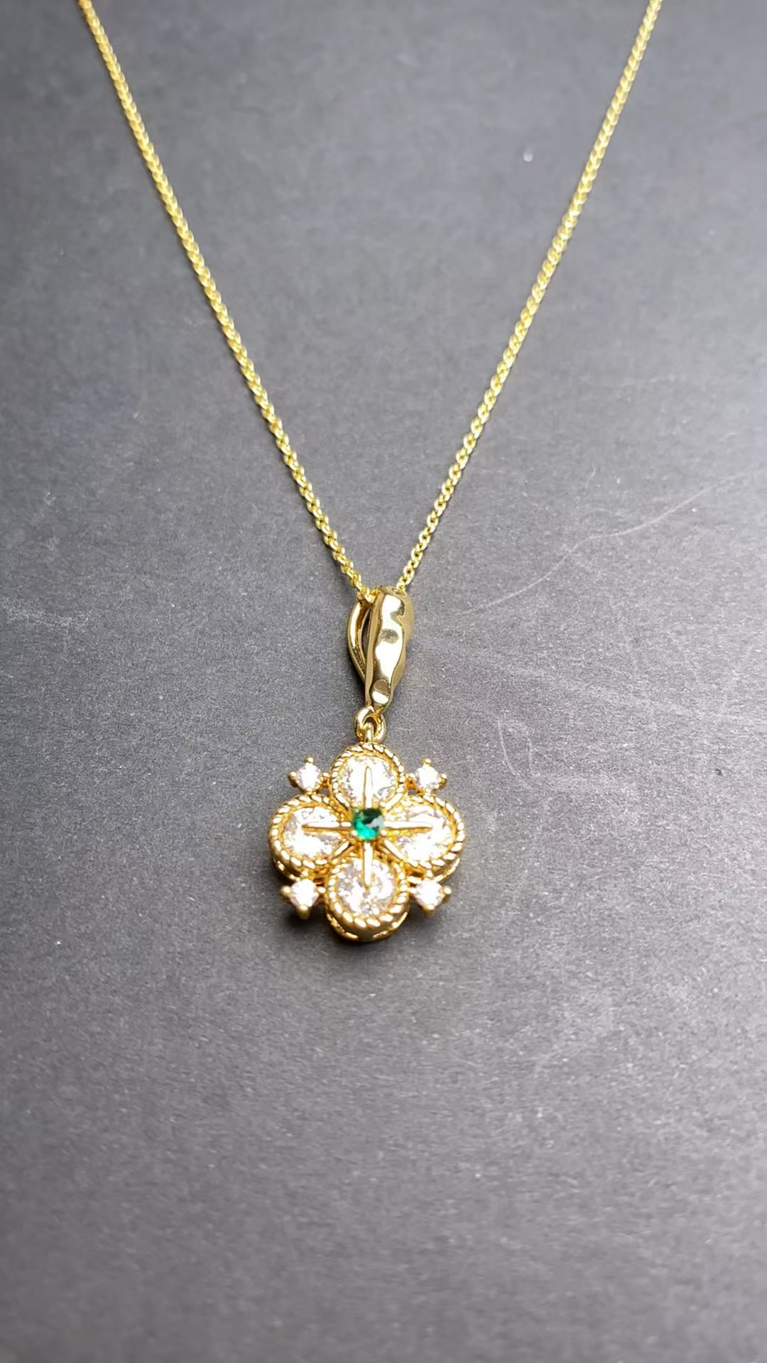 南非定制专属吊坠ZxB325428