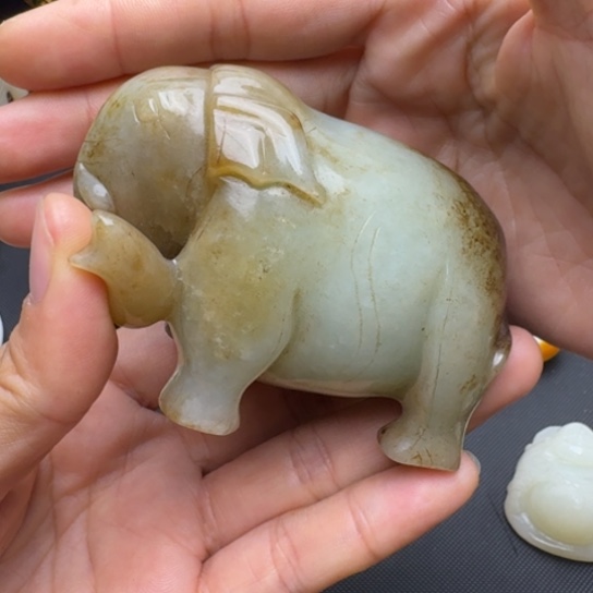 和田玉未镶嵌挂件辉**生