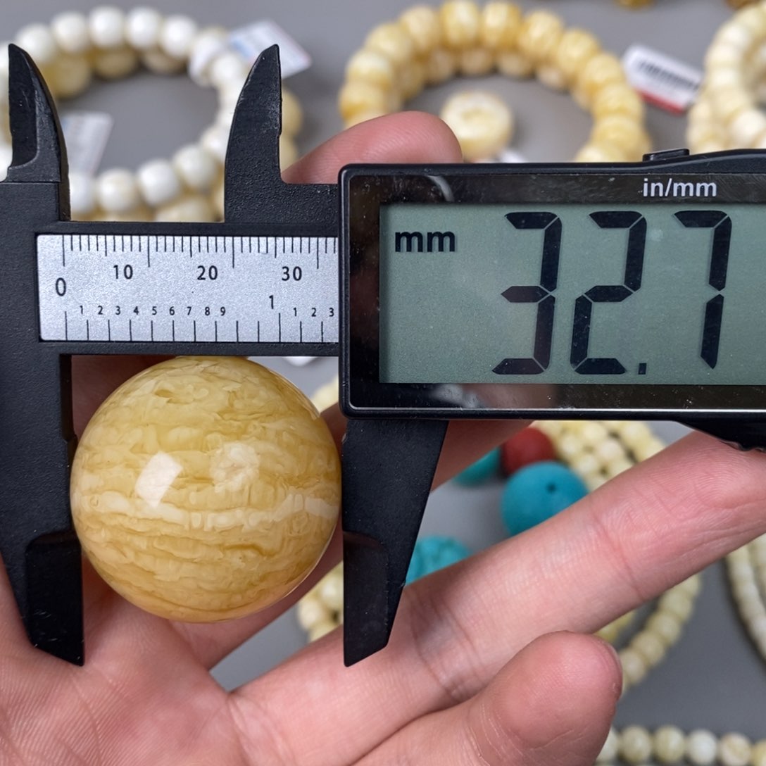 琥珀珠宝奇石未镶嵌环****