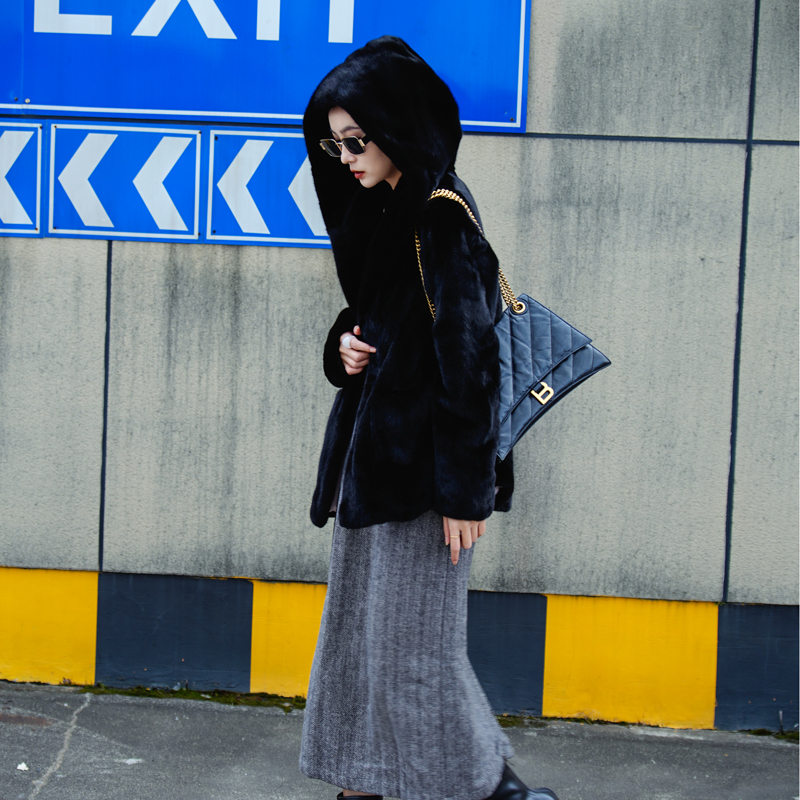 当韵【典雅贵族】韩版连帽水貂皮草外套女进新款口紫金短二貂皮大衣