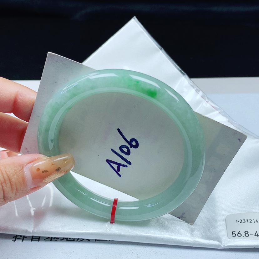 【闪购商品】翡翠手镯未镶嵌 圆条56+