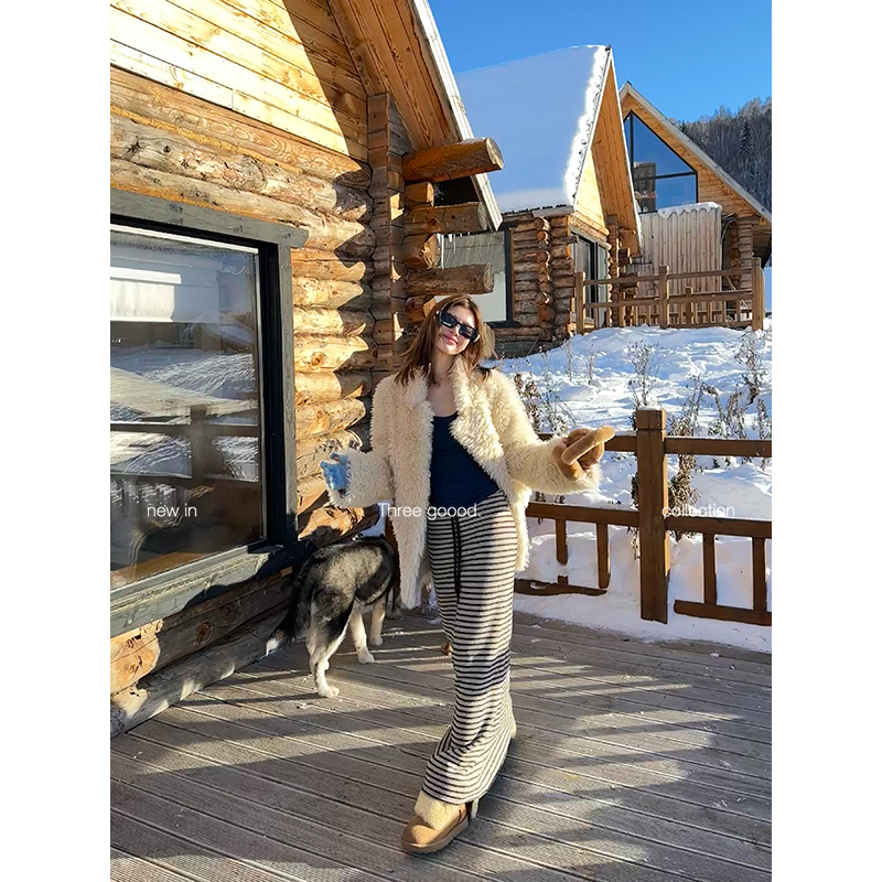 THREE GOOOD/三吉 韩式休闲立领翻领皮毛一体毛毛外套Y725T20659