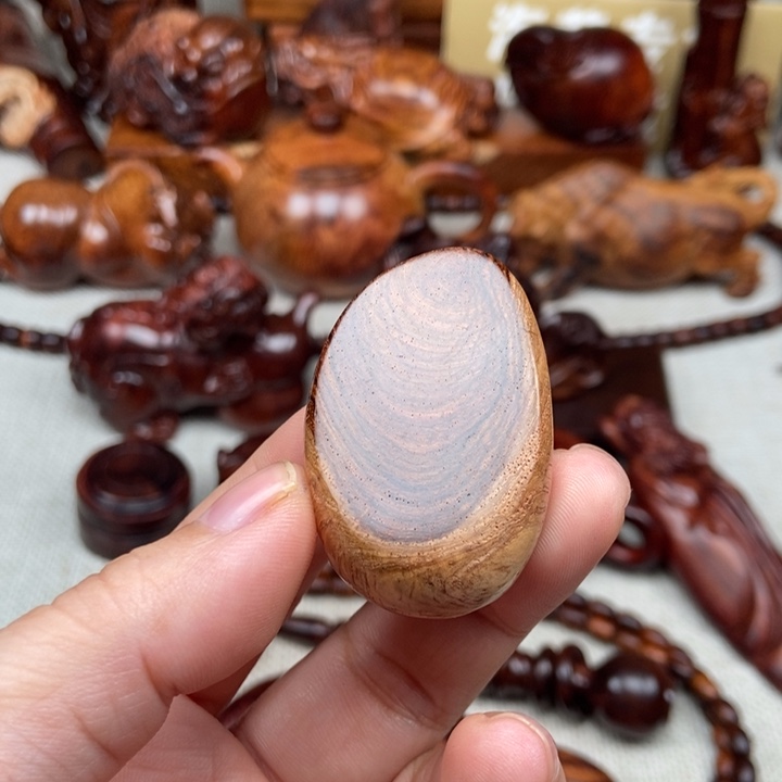 力***蘅黄花梨/降香黄檀把件