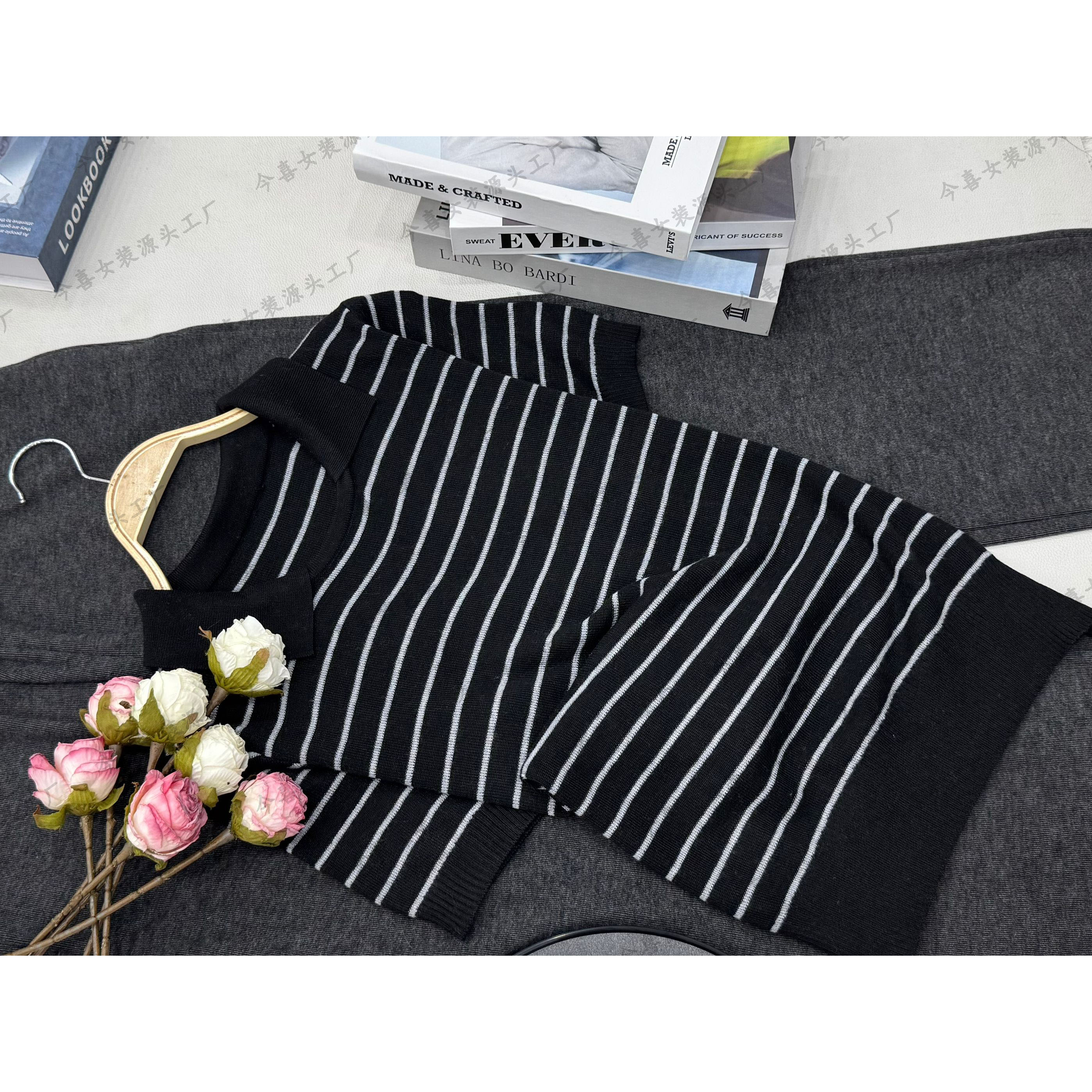 【黑色翻领条纹】百搭气质款针织短袖上衣QC2993