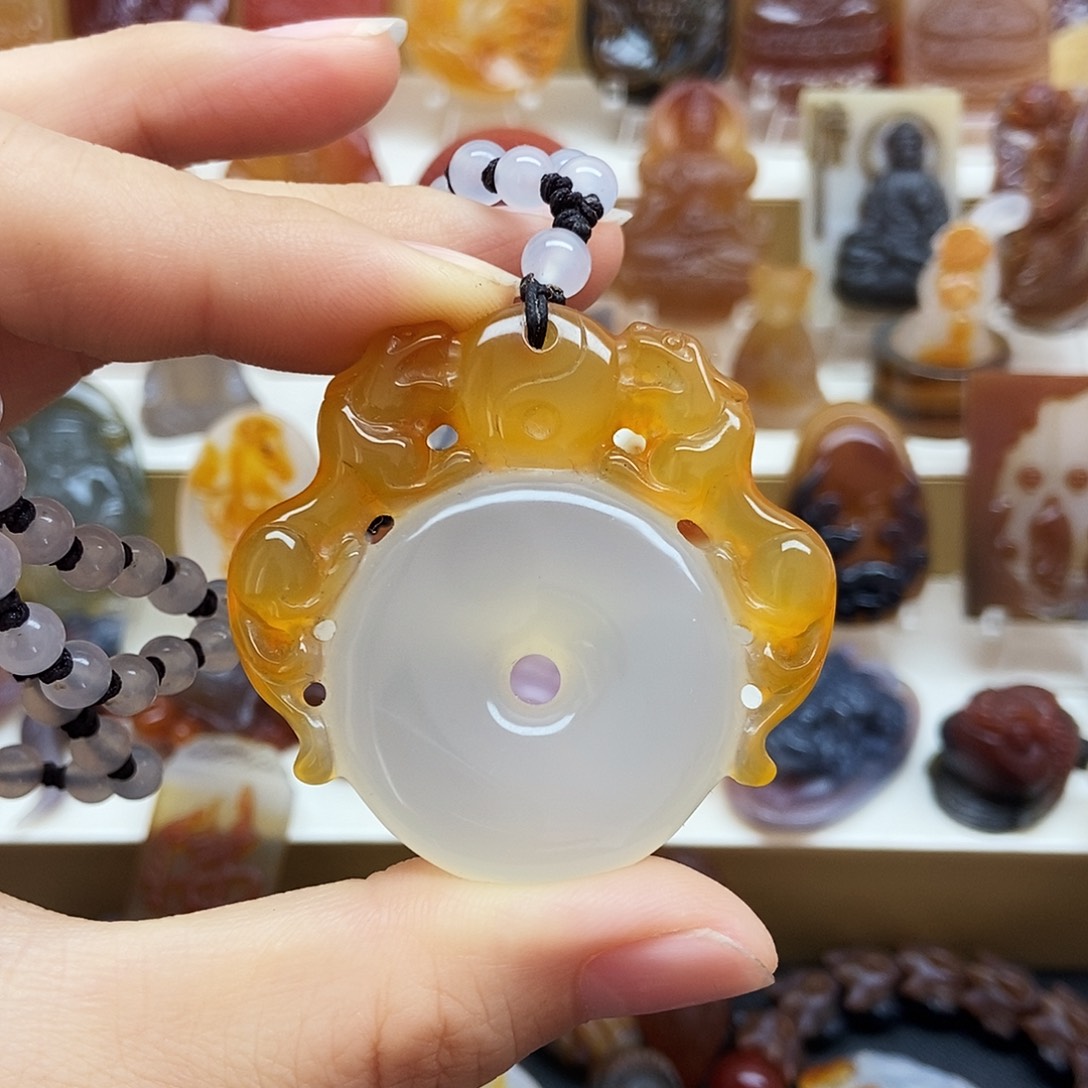 玛瑙/玉髓未镶嵌颈饰
