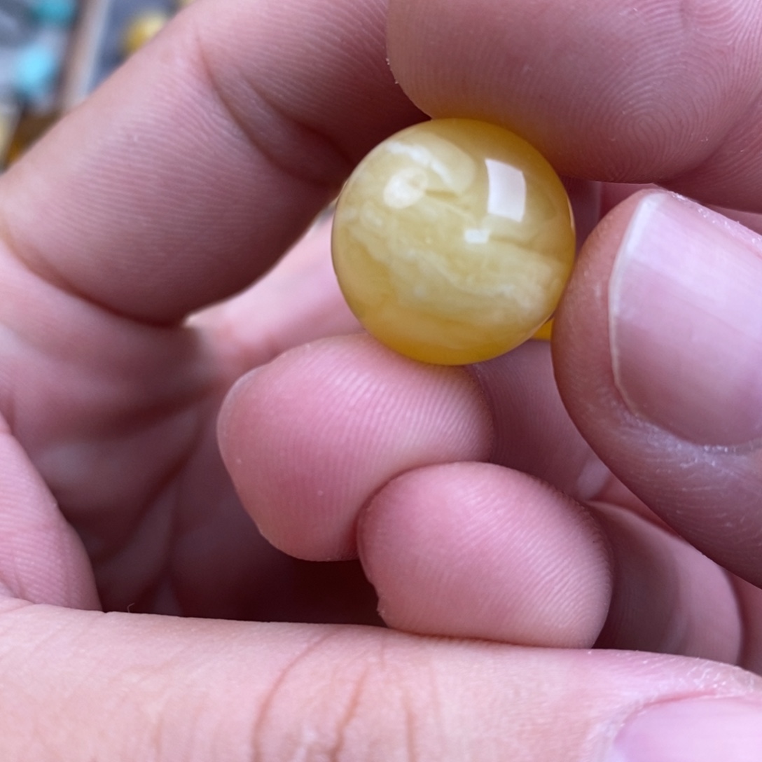 欲****蜜蜡未镶嵌裸石配饰