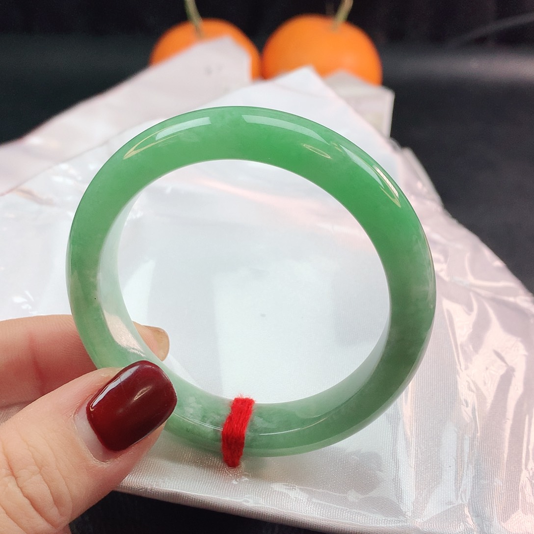 翡翠手镯未镶嵌正圈882320