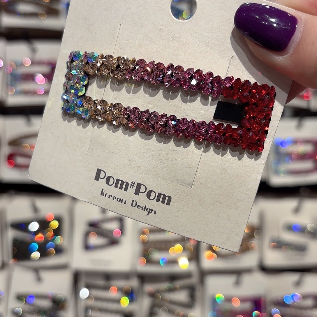 皮质铁合金红色方形渐变拜拜一个