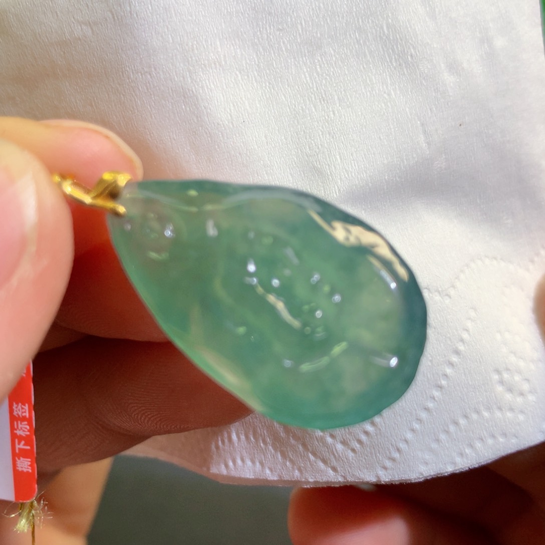【闪购商品】翡翠吊坠(不含链)未镶嵌