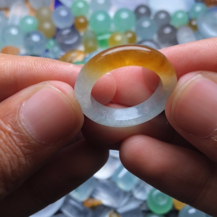 未镶嵌定制翡翠挂件