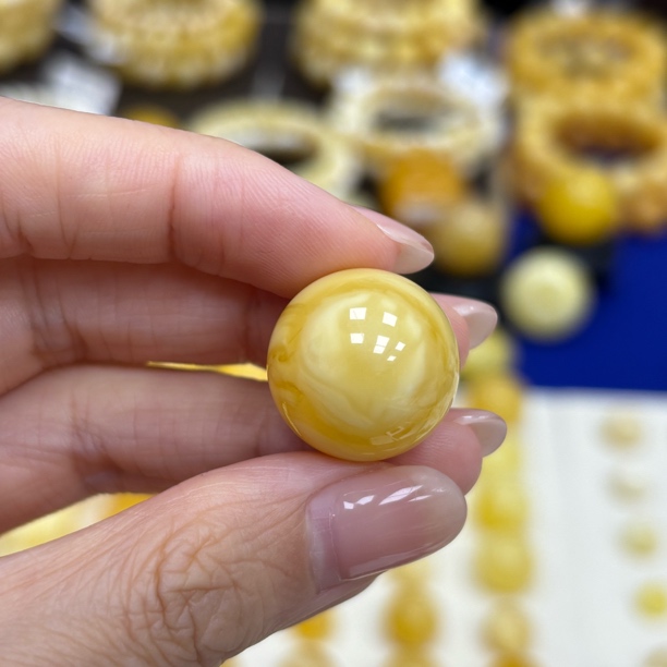 18.5mm 小妖珠宝天然原矿琥珀蜜蜡