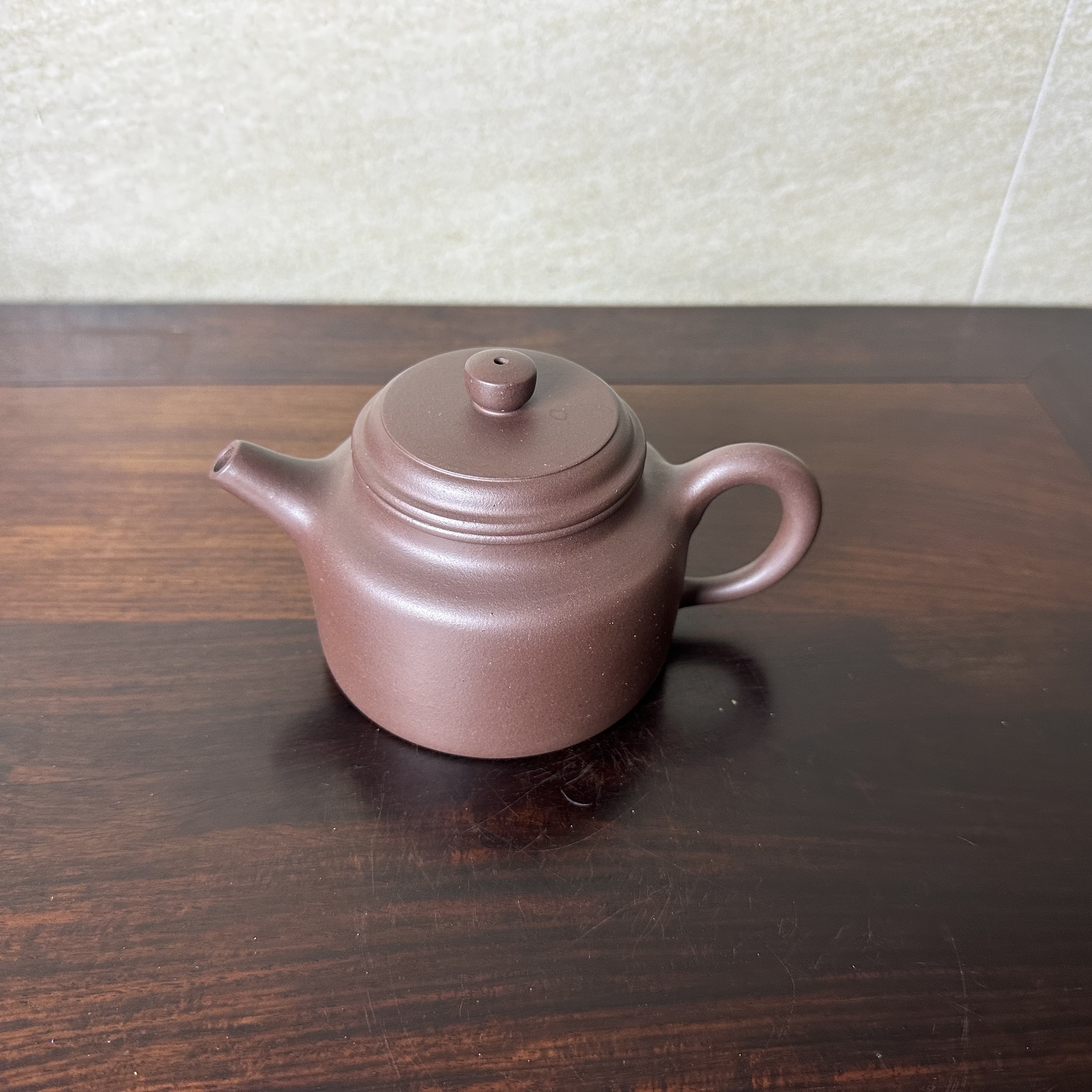 德钟壶，宜兴黄龙山原矿紫泥，容量：300CC（精工半手制作）