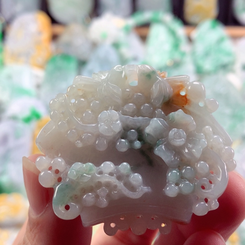 【闪购商品】翡翠吊坠(不含链)未镶嵌