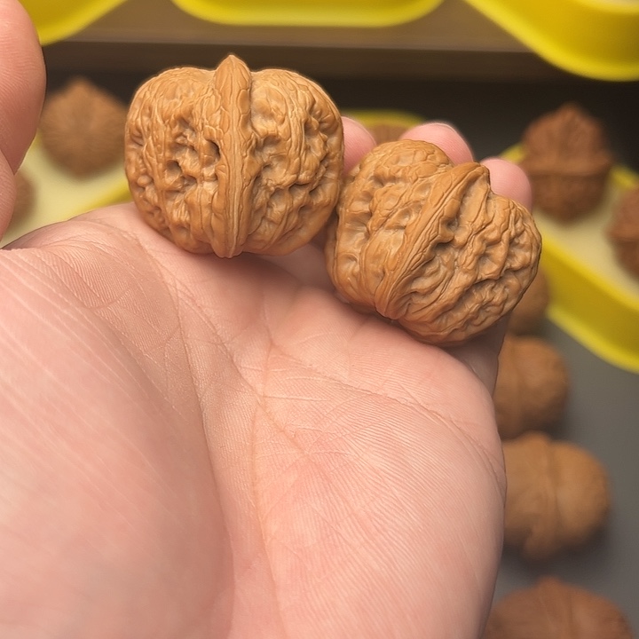 38尺练手对元宝文玩核桃