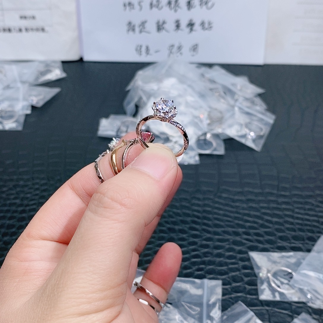 合成碳硅石925银虞美人1克拉14码