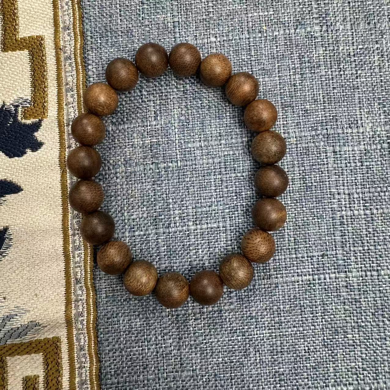 沉香9    海南黄奇手串   多样性发货—x35