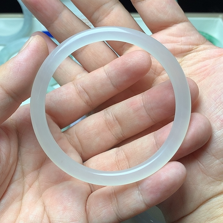 和田玉未镶嵌颈饰58.9圈