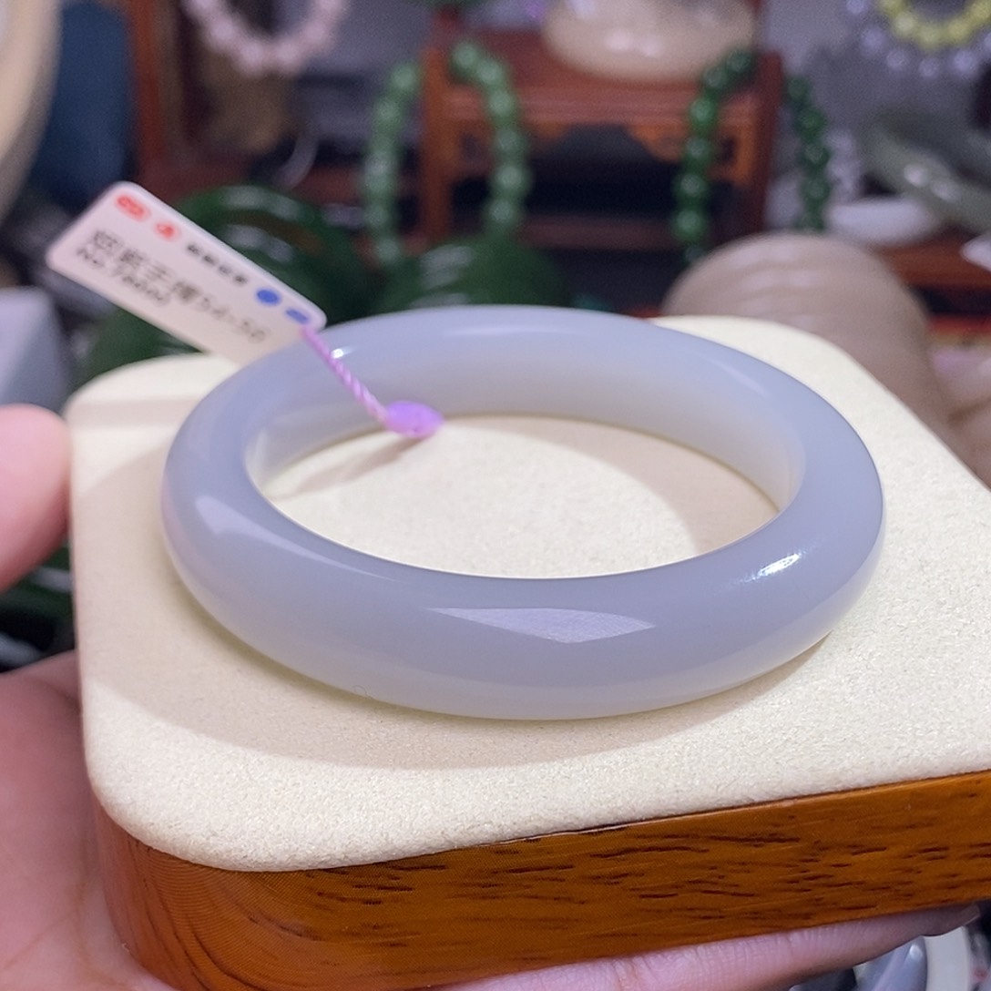 和田玉烟紫冰底老料收藏手镯55圈未镶嵌