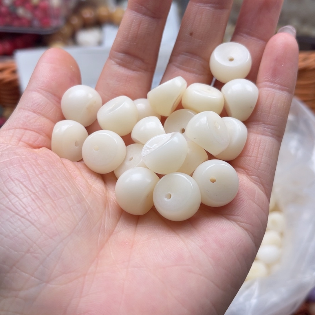 吊坠白玉菩提p x46/14mm/100颗纯白蒜瓣瑕