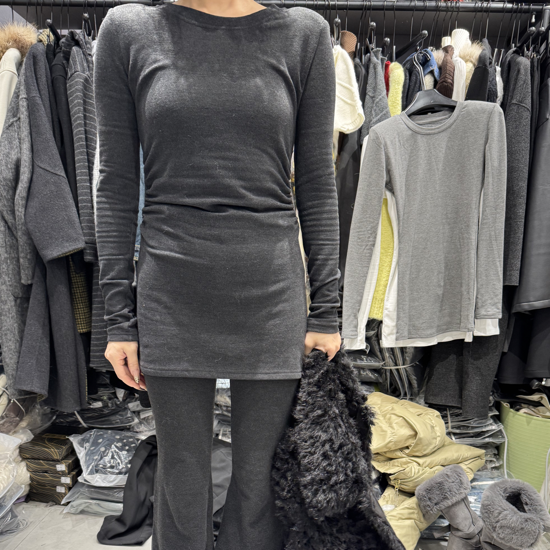 秋冬新款长袖圆领正肩修身显瘦中长款打底套装