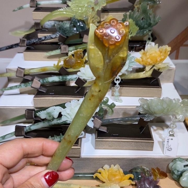 蛇纹石玉发饰未镶嵌