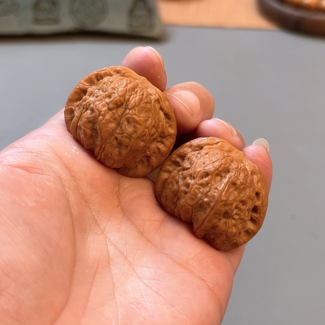 桃核把件36×36尺全品血麒麟XM1026已打底