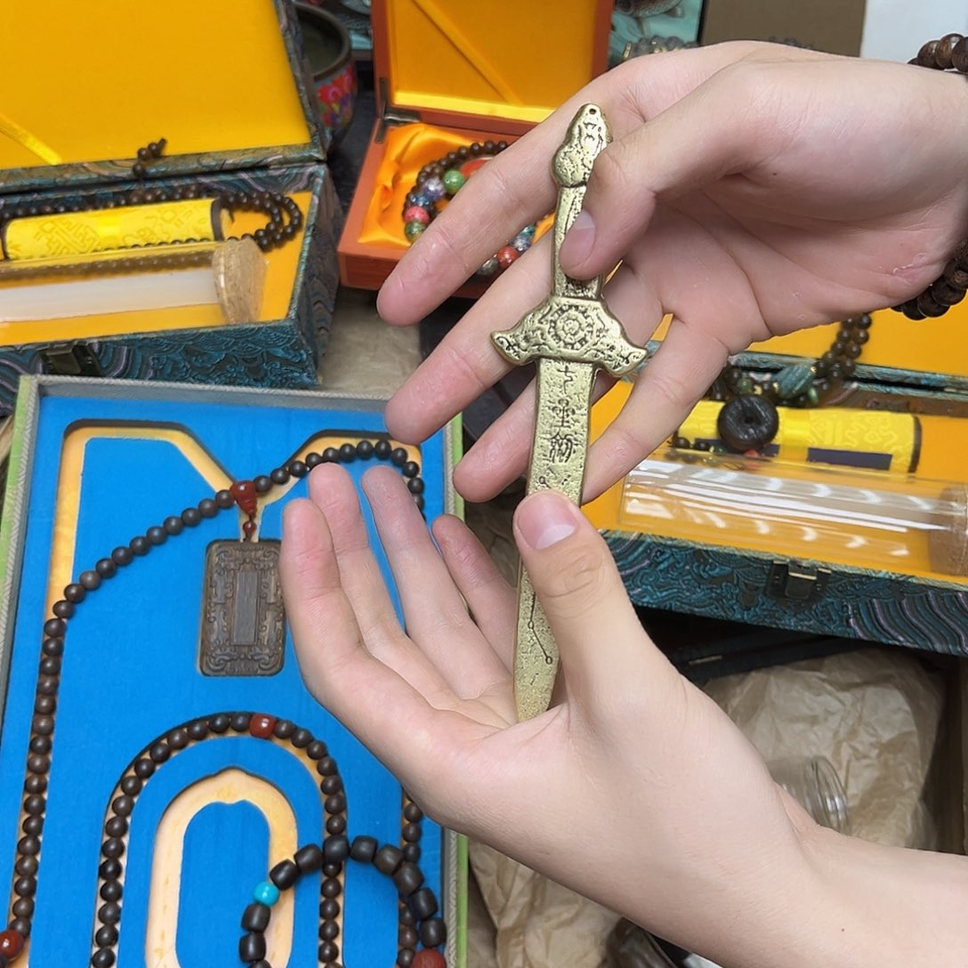 大叶紫檀（黑酸枝木类）