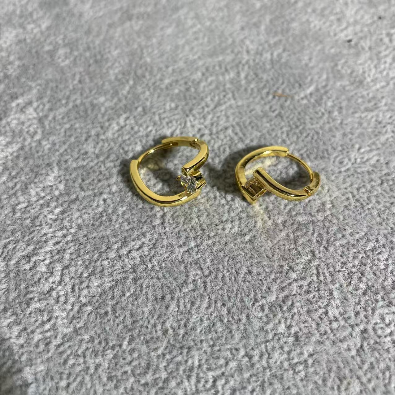 【高端定制】SMA-1624时尚设计耳钉多样性发一件