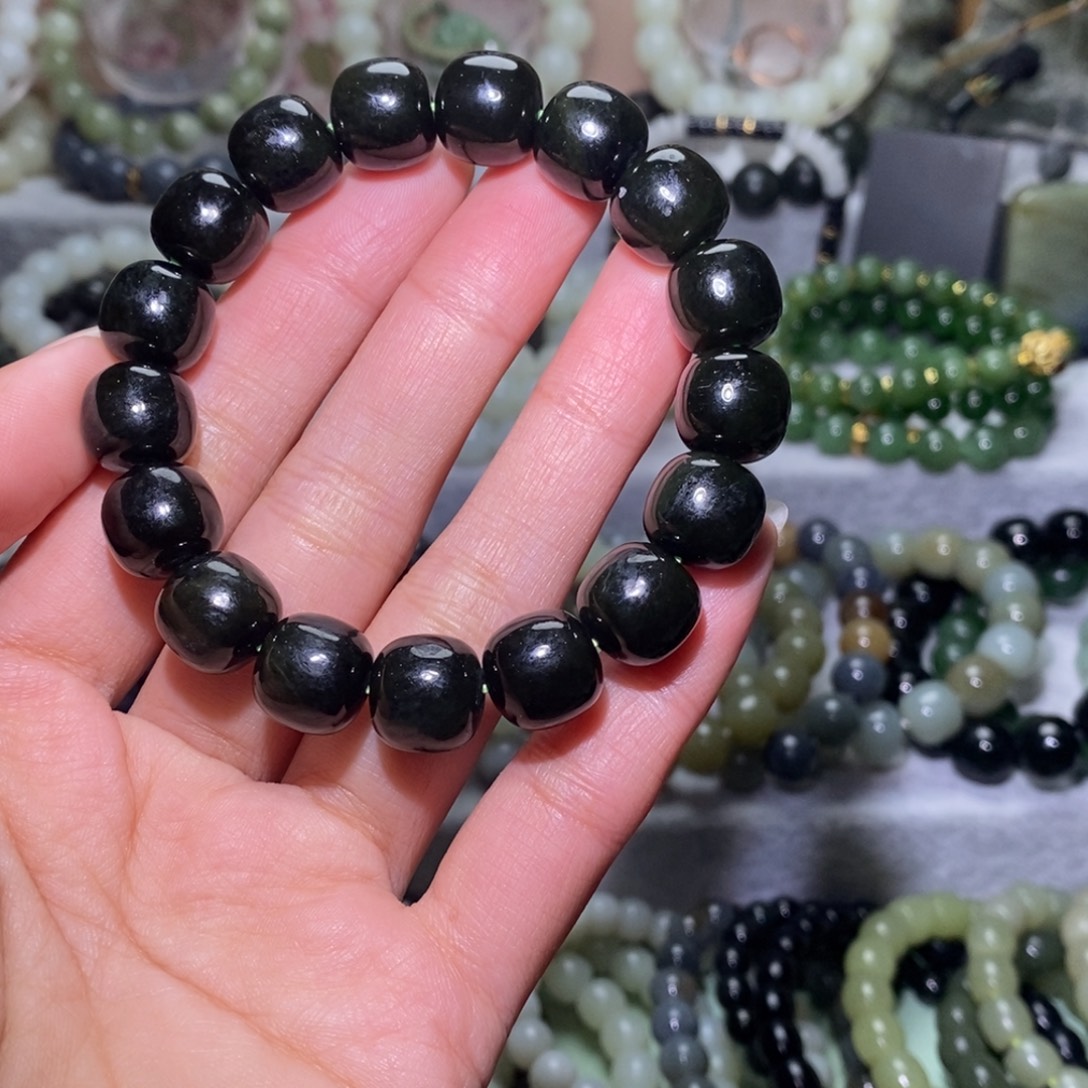 和田玉未镶嵌手链