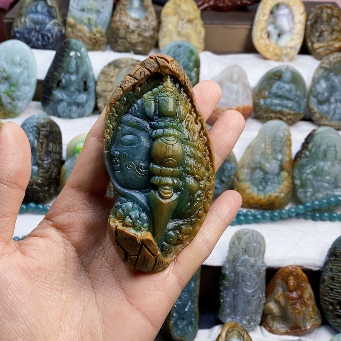 亮***定制翡翠未镶嵌翡翠定制链接