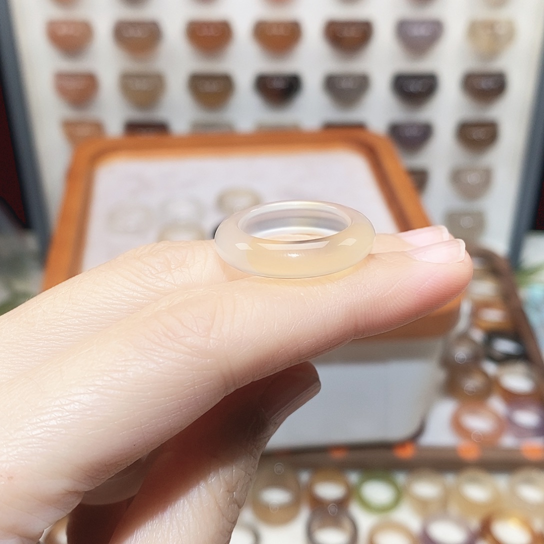 -***.玛瑙/玉髓未镶嵌戒指港14