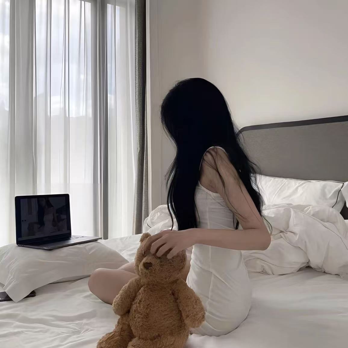 孤品）纯欲辣妹上衣 气质修身夏日款碎花外穿小众显瘦时尚巴胺系列