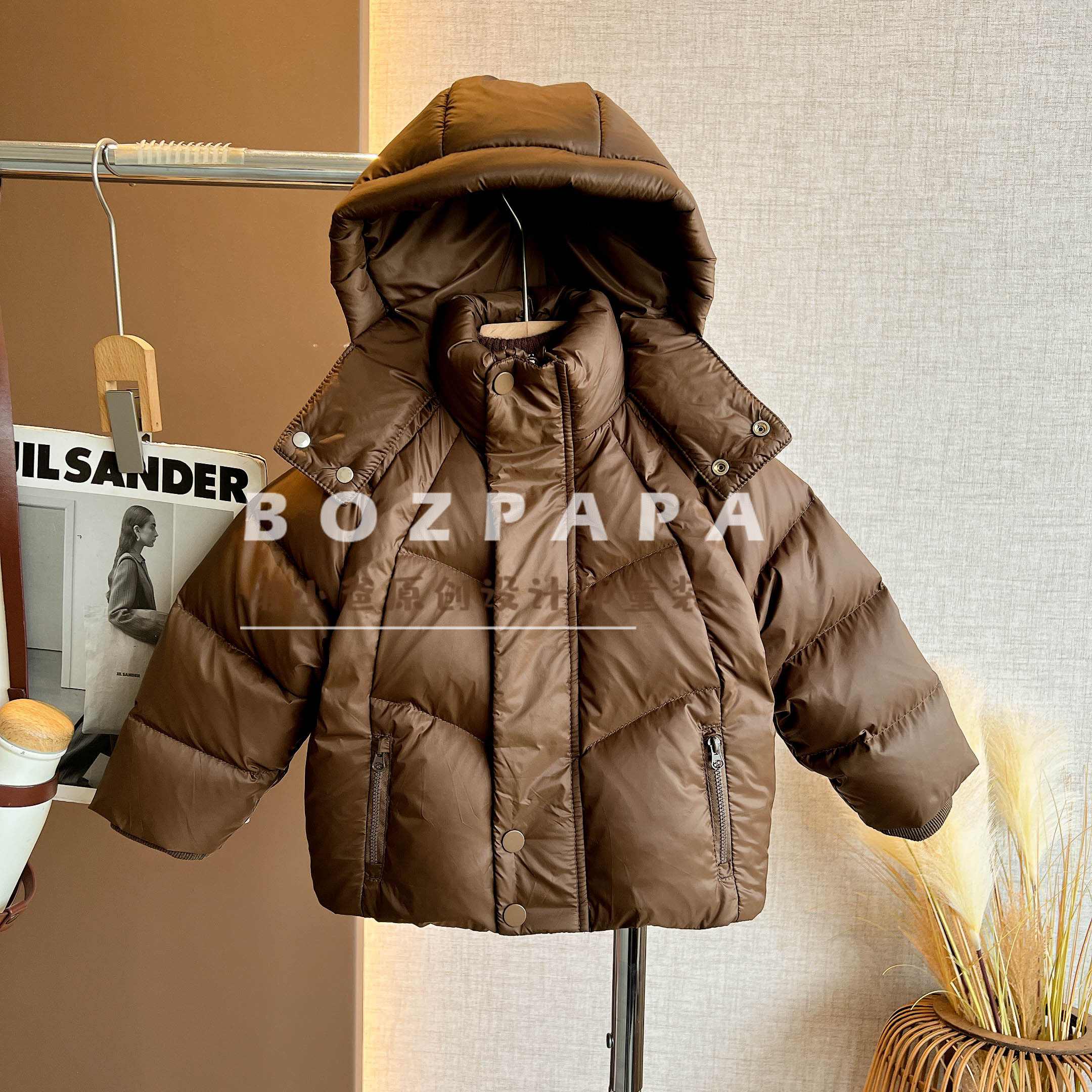 啵小爸【冬日特调】2025冬季新款男童加厚连帽防风护颈羽绒外套