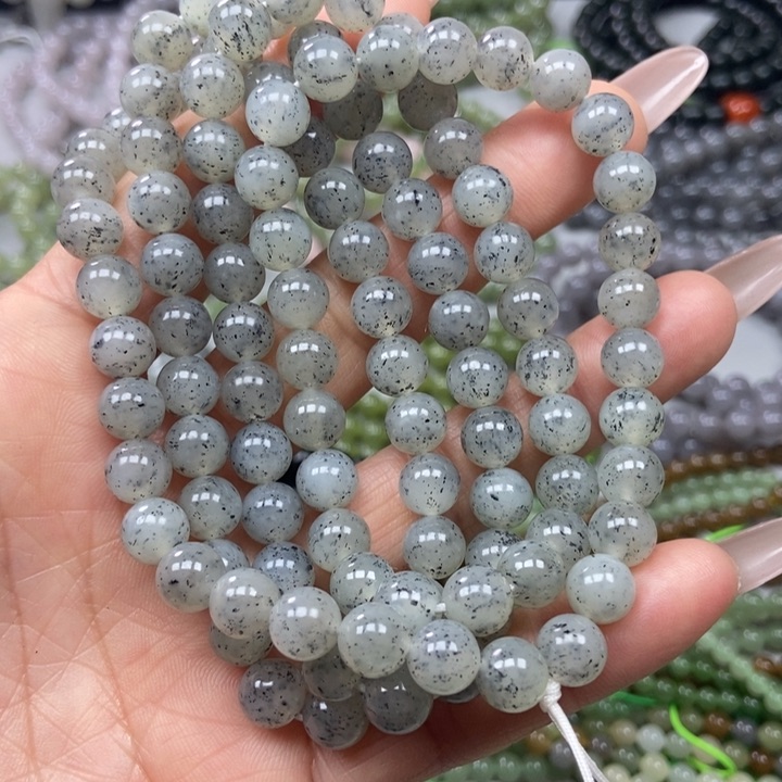 和田玉颈饰未镶嵌8